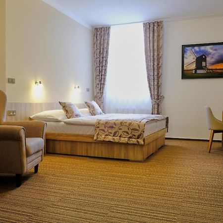 Hotel Gtc 3* Superior Bilovec Экстерьер фото